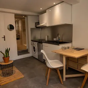 Joli Studio En Plein Coeur Historique , Grasse France